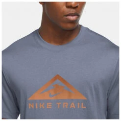 Nike - Dri-Fit Trail Running T-Shirt - T-shirt De Running -Stoic Soldes nike dri fit trail running t shirt t shirt de running detail 5
