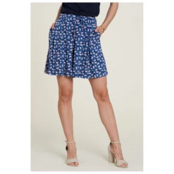 Tranquillo - Women's EcoVero-Short - Short 10 Tranquillo - Women's EcoVero-Short - Short -Stoic Soldes tranquillo womens ecovero short short detail 3